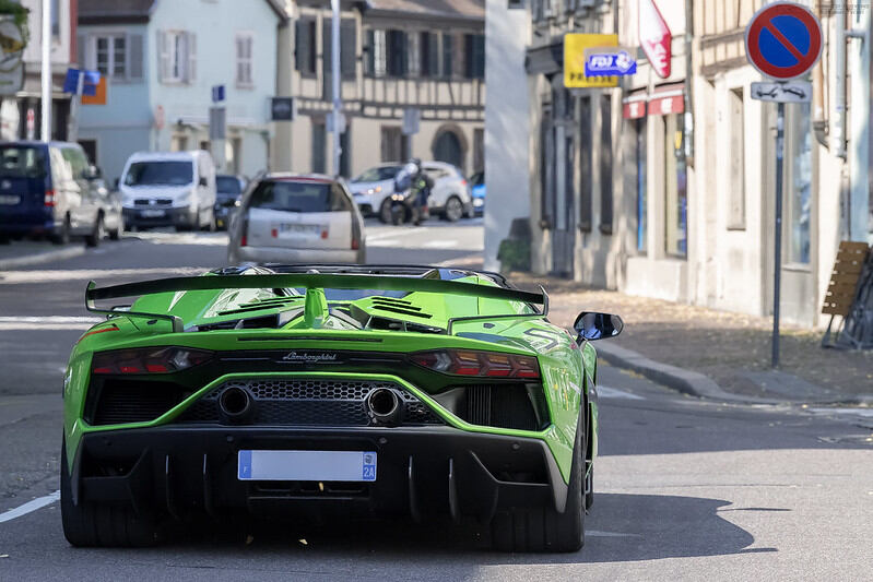 Lamborghini Aventador