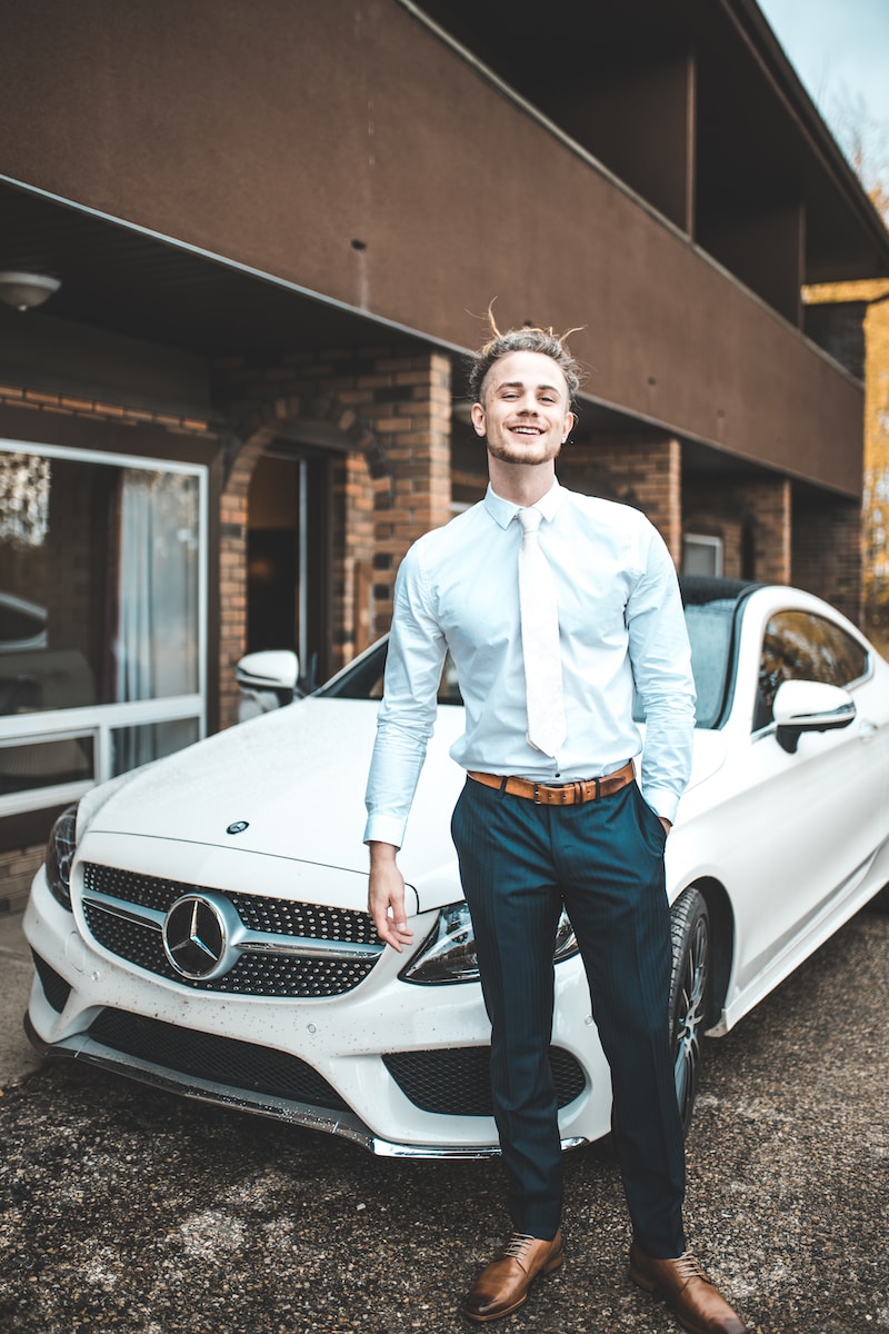 mercedes-benz advertisement analysis
