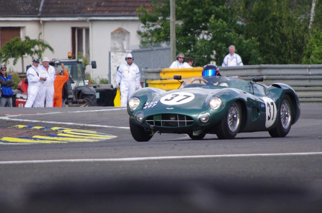 aston Martin DBR1 le mans cars