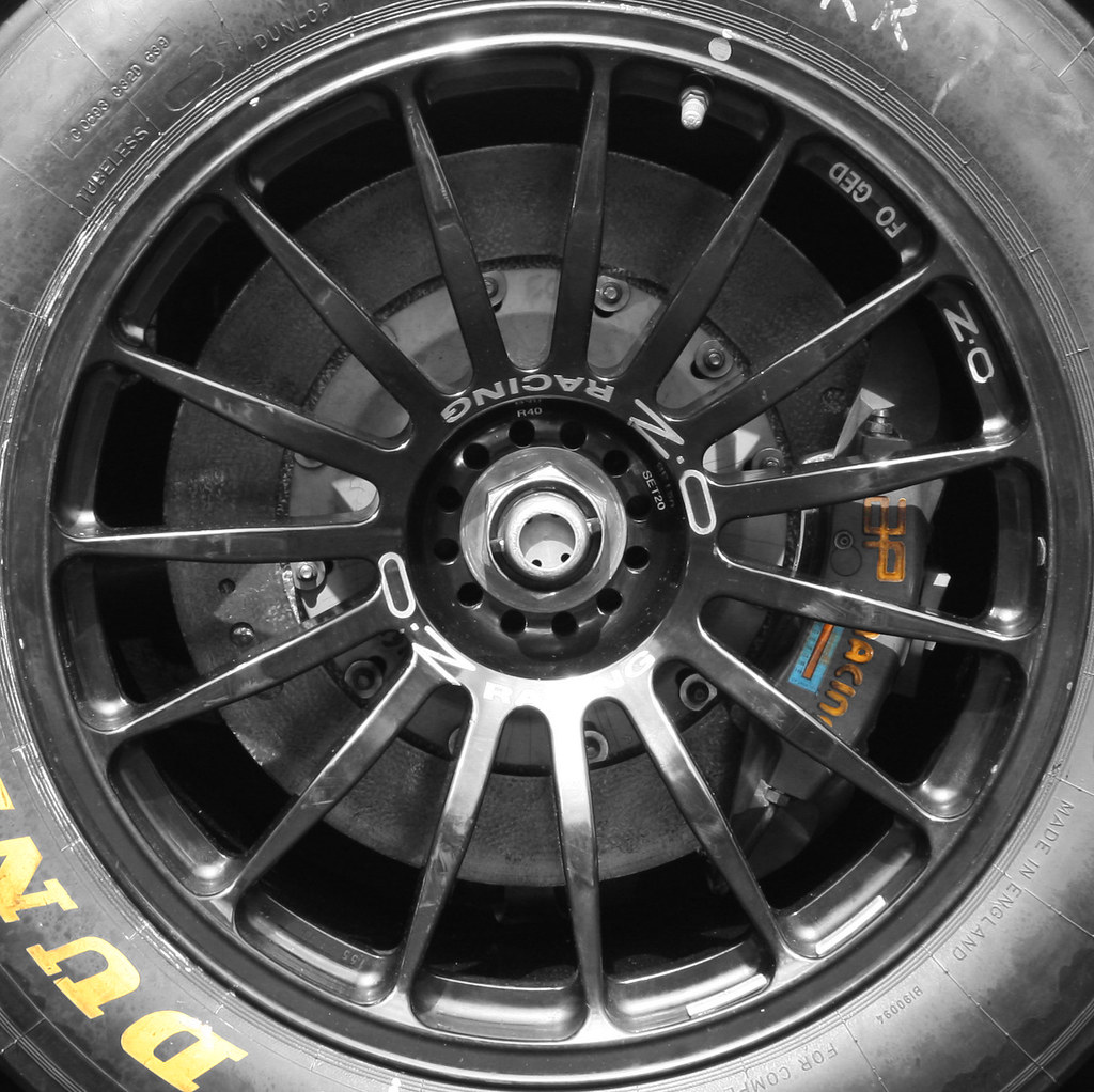 bentley Speed 8 le mans cars