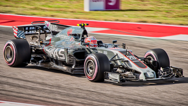 f1 new teams barriers haas team