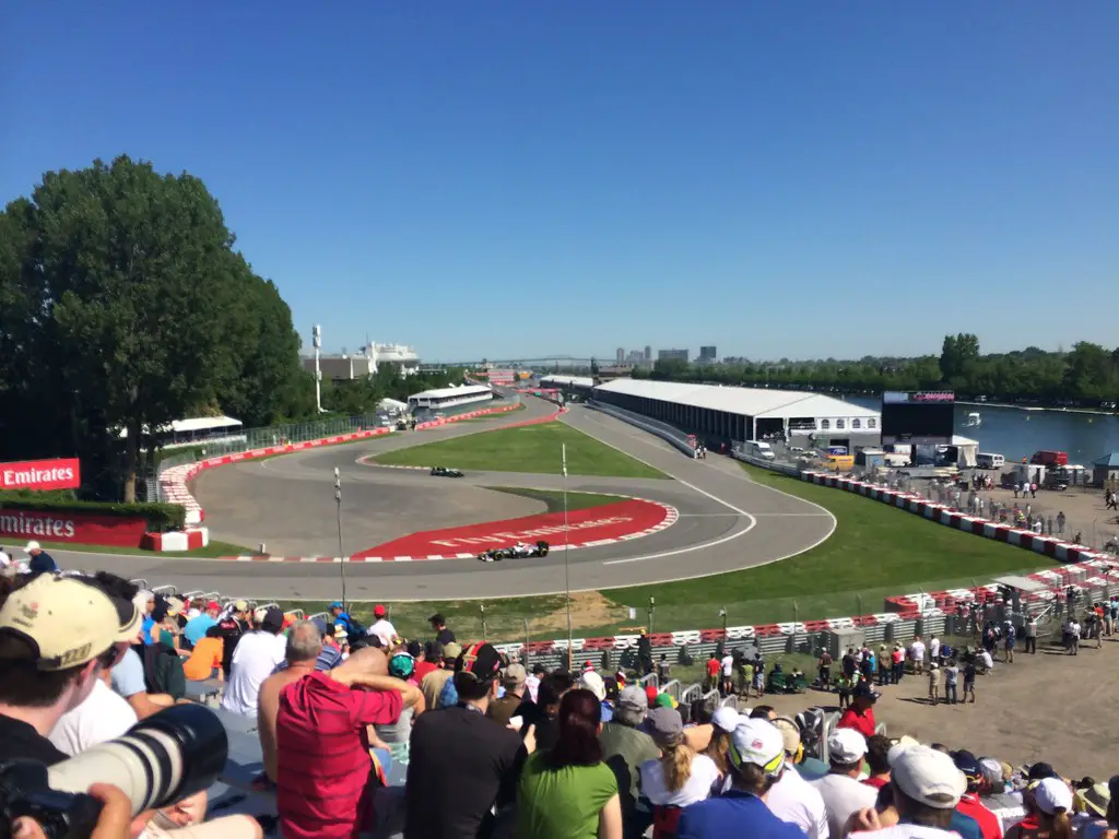 the most demanding turns at circuit gilles villeneuve main straight